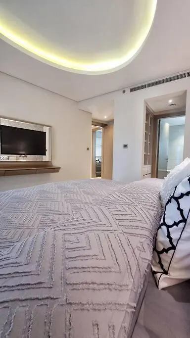 Apartment Luxury Paramount Hotel Apt B666 Dubai United Arab Emirates