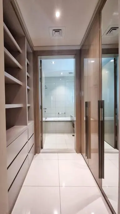 Luxury Paramount Hotel Apt B666 Dubai